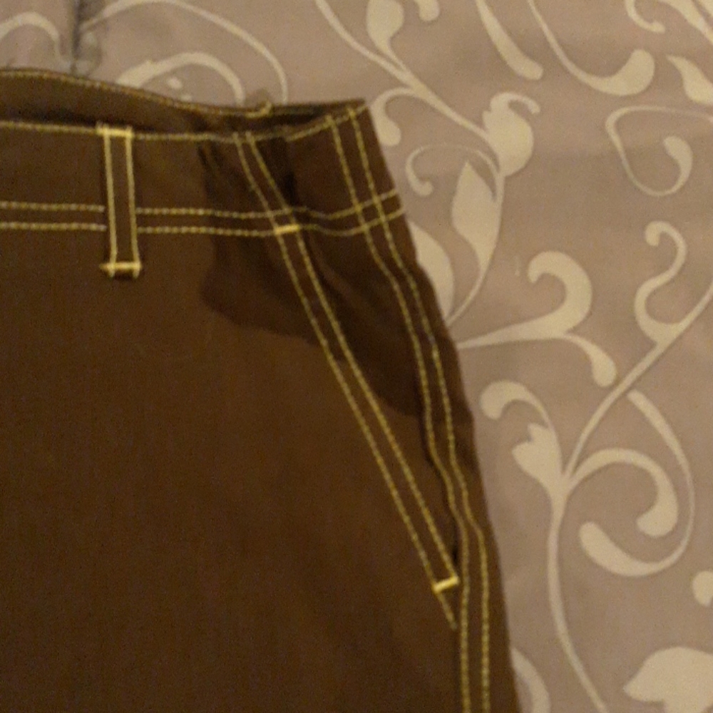 Capris - Picture 4 of 8